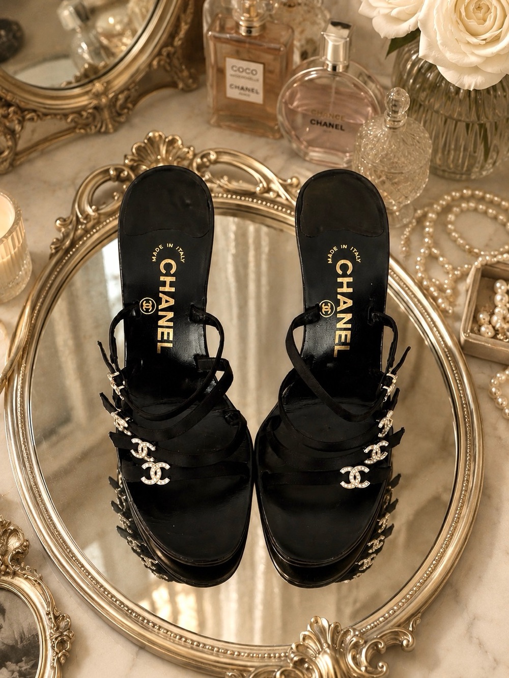 Chanel vintage y2k cc charm logo strappy heels strass crystal